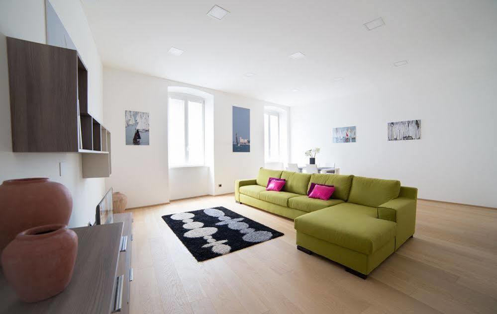 Residence Sara ตรีเอสเต ภายนอก รูปภาพ