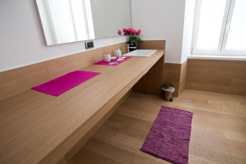 Residence Sara ตรีเอสเต ภายนอก รูปภาพ