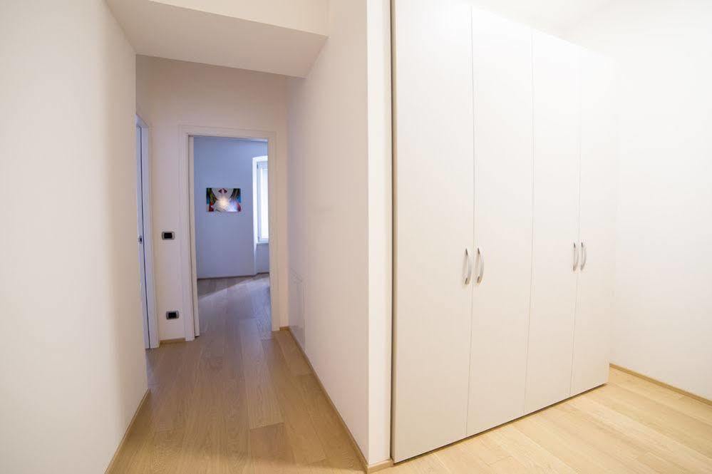 Residence Sara ตรีเอสเต ภายนอก รูปภาพ